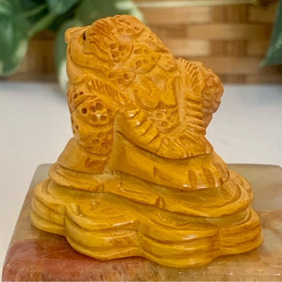 Vintage Boxwood Money Frog Netsuke Animal Figurine Hand Carved Wooden Figure 2" - Picture 7 of 13